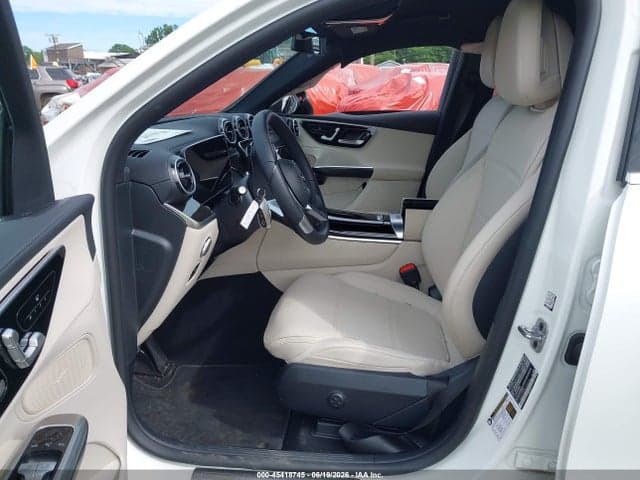 2024 MERCEDES-BENZ GLC 300 4MATIC SUV 5