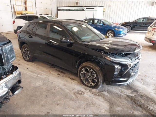 2025 CHEVROLET TRAX FWD LT
