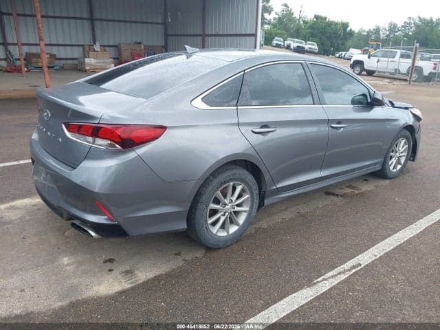2019 HYUNDAI SONATA SE 4