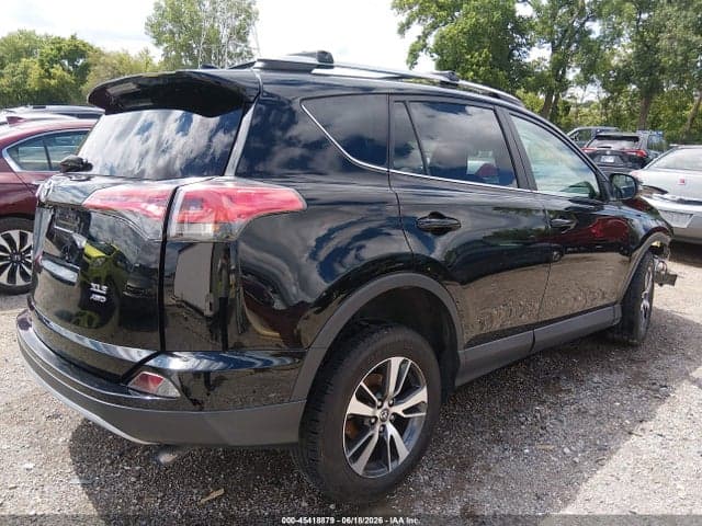 2017 TOYOTA RAV4 XLE 4