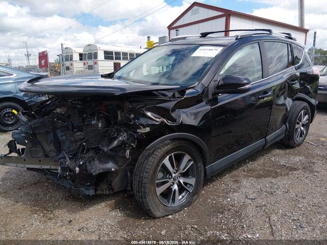 2017 TOYOTA RAV4 XLE 6