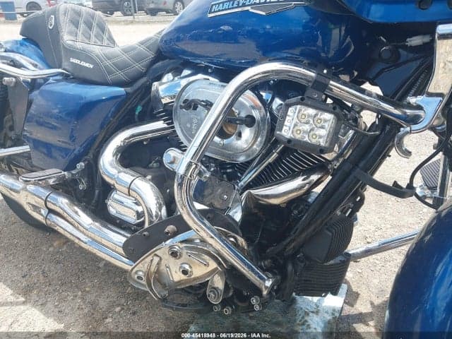 2022 HARLEY-DAVIDSON FLTRX 8