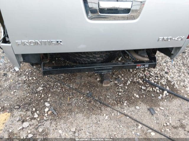 2018 NISSAN FRONTIER PRO-4X 6
