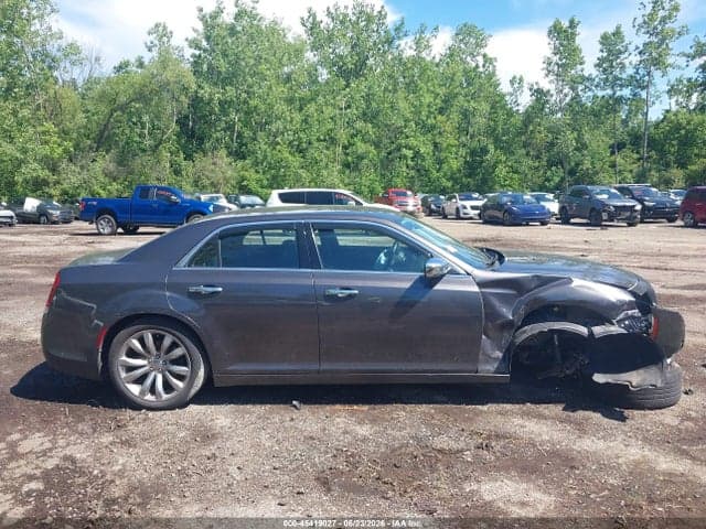 2018 CHRYSLER 300 LIMITED 12
