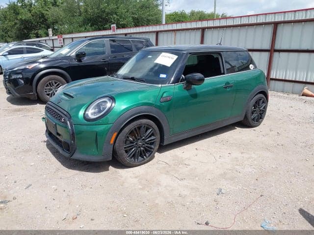 2024 MINI HARDTOP COOPER 2