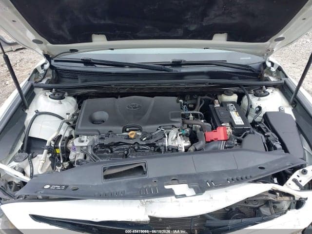 2018 TOYOTA CAMRY SE 10