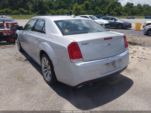 2020 CHRYSLER 300 LIMITED 3