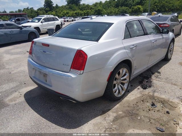 2020 CHRYSLER 300 LIMITED 4
