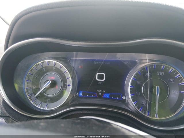 2020 CHRYSLER 300 LIMITED 7