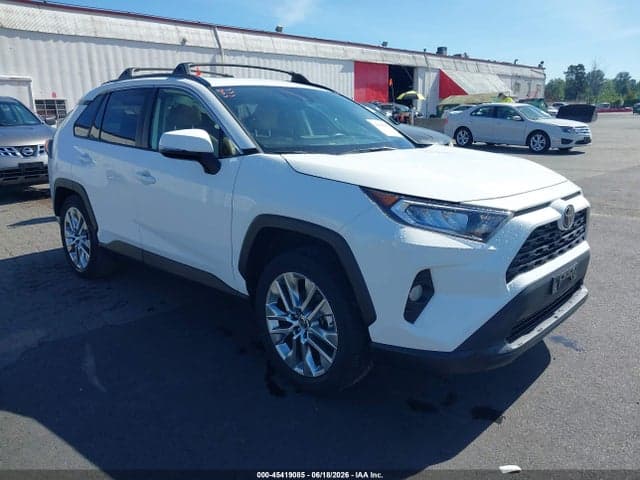2020 TOYOTA RAV4 XLE PREMIUM 1