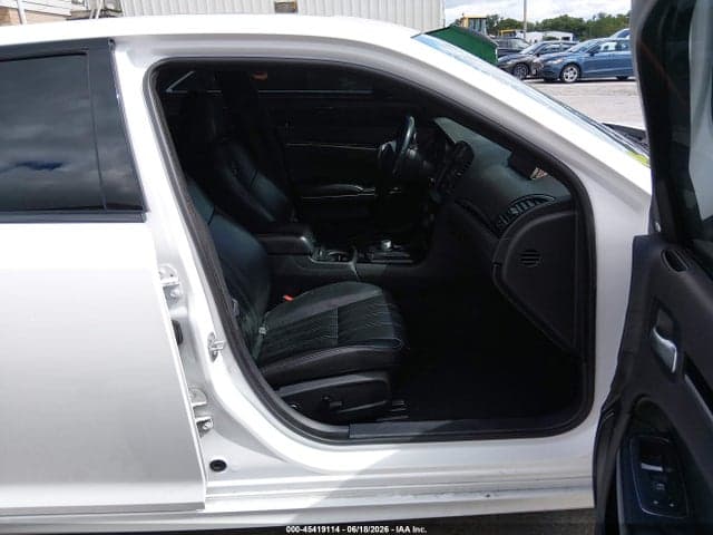 2020 CHRYSLER 300 300S 5