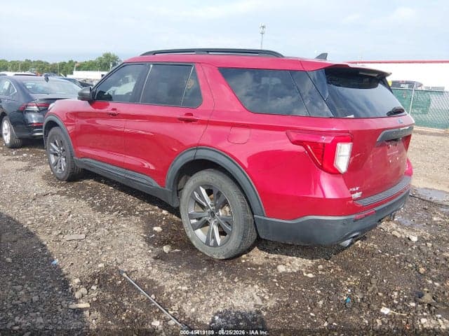 2021 FORD EXPLORER XLT 3