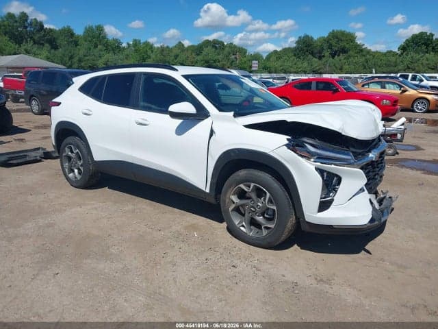 2025 CHEVROLET TRAX FWD LT - 1