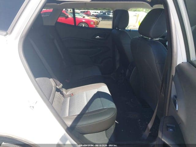 2025 CHEVROLET TRAX FWD LT 8