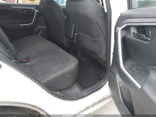 2023 TOYOTA RAV4 LE 8