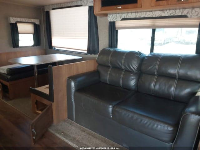 2018 COACHMEN CATALINA 13