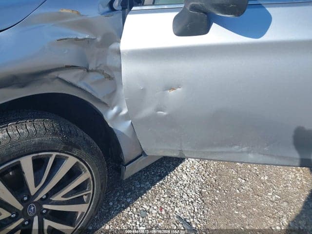 2018 SUBARU LEGACY 2.5I PREMIUM 19