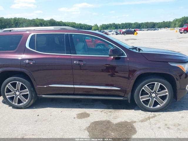 2017 GMC ACADIA DENALI 13