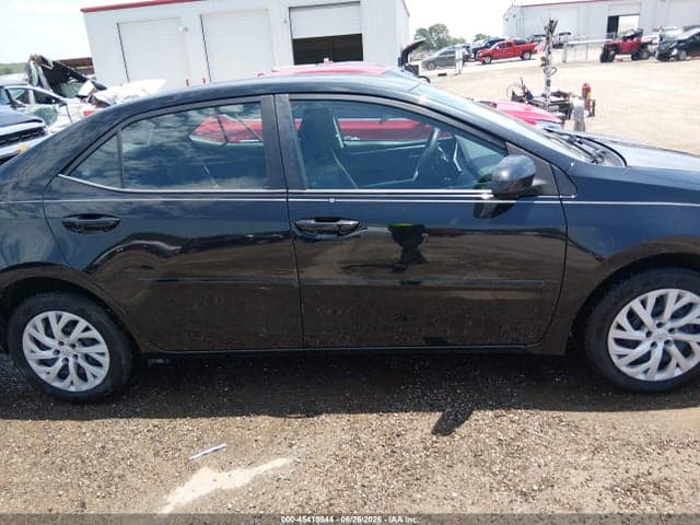 2018 TOYOTA COROLLA LE 13