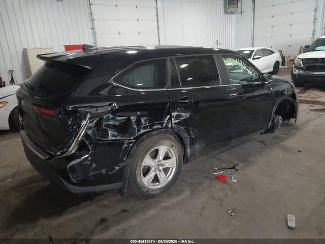 2023 TOYOTA HIGHLANDER LE 4