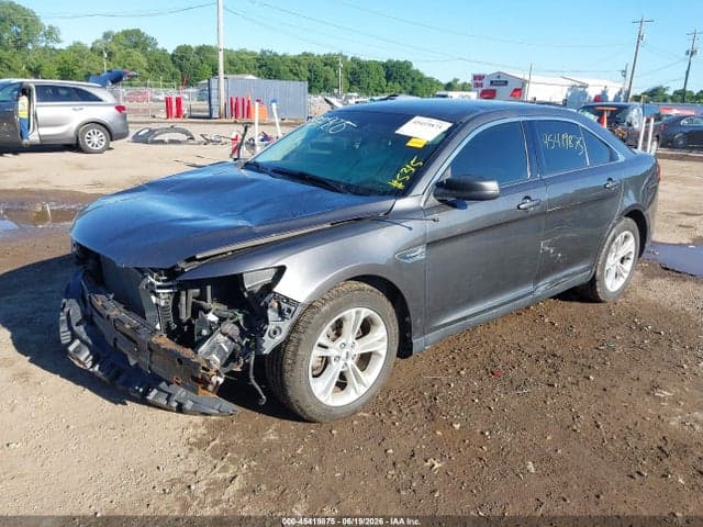 2018 FORD TAURUS SE 2