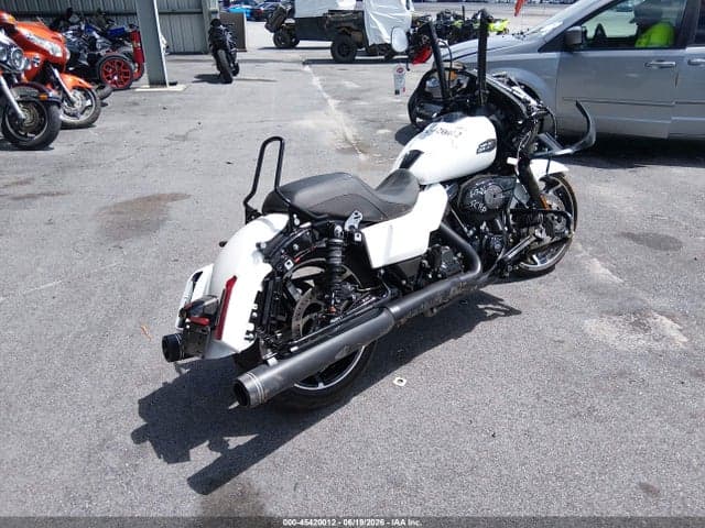 2025 HARLEY-DAVIDSON FLTRX 4