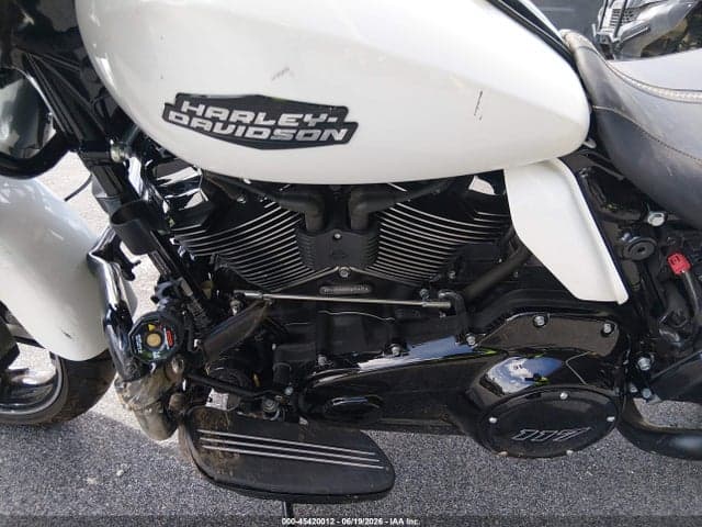 2025 HARLEY-DAVIDSON FLTRX 9