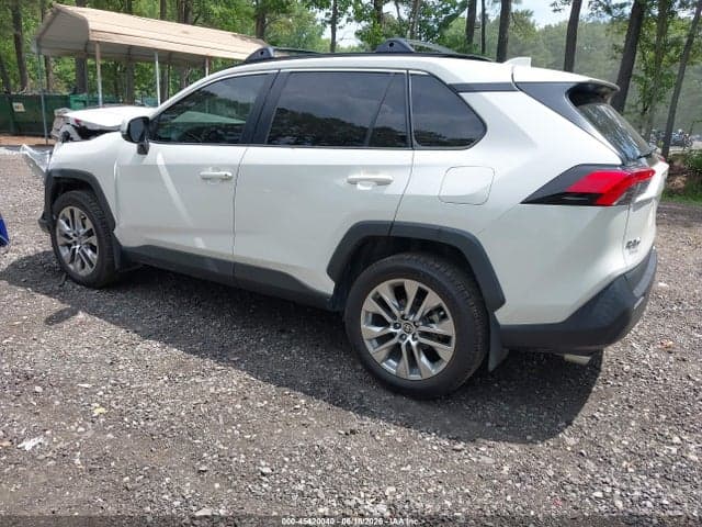 2021 TOYOTA RAV4 XLE PREMIUM 3