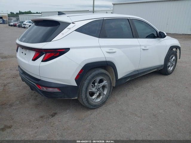 2023 HYUNDAI TUCSON SE 4