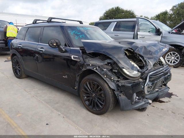 2017 MINI CLUBMAN COOPER