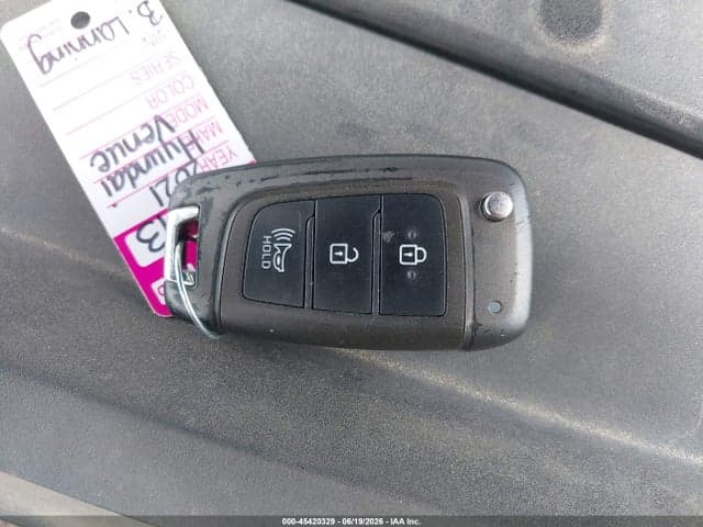 2021 HYUNDAI VENUE SEL 11