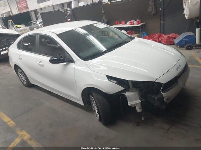 2024 KIA FORTE LX 1