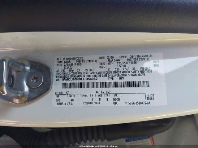 2020 FORD ESCAPE SE 9