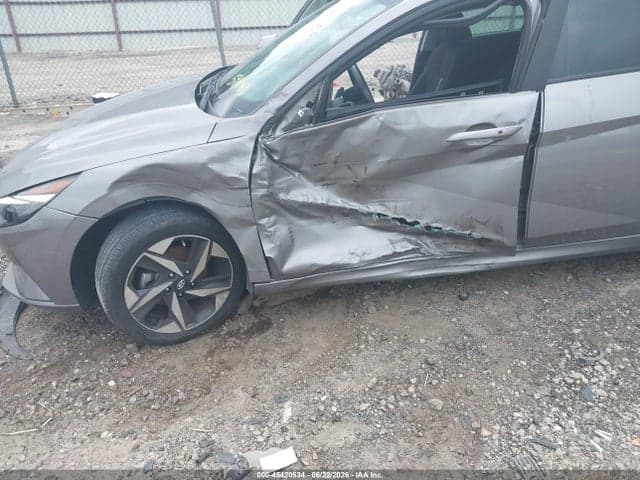 2023 HYUNDAI ELANTRA SEL 6