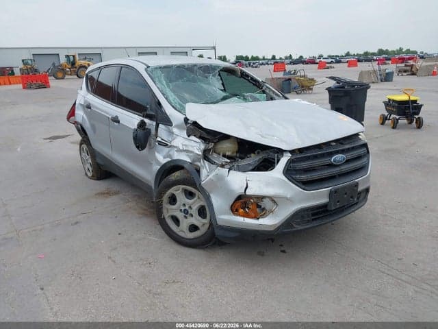 2017 FORD ESCAPE S 1