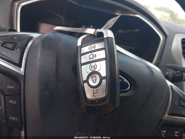 2017 FORD FUSION SE 11
