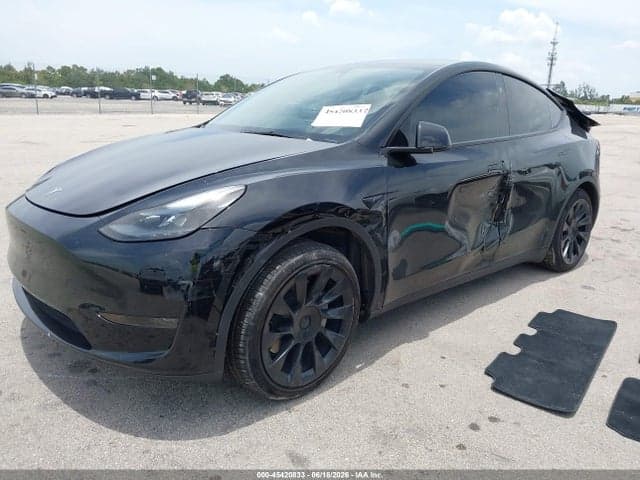 2024 TESLA MODEL Y 3