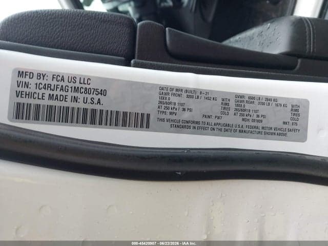 2021 JEEP GRAND CHEROKEE LAREDO E 4X4 9