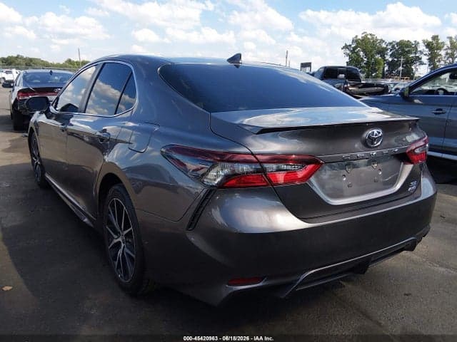 2022 TOYOTA CAMRY SE AWD 3