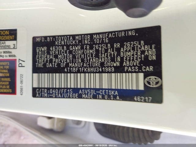 2017 TOYOTA CAMRY SE 9