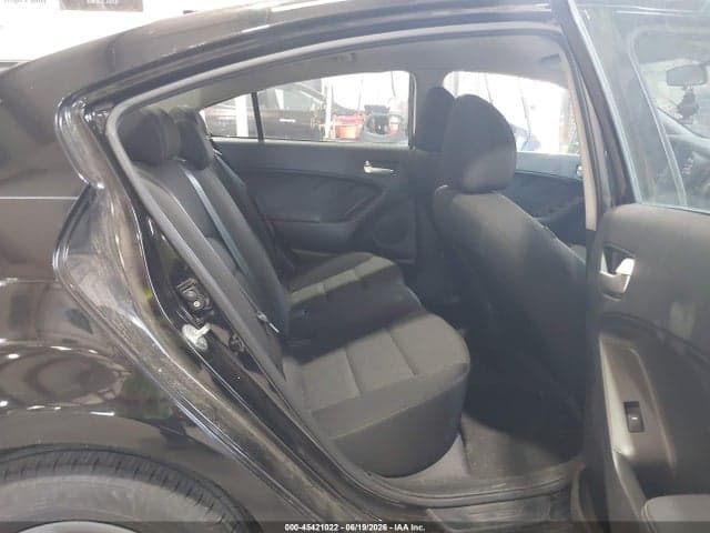 2018 KIA FORTE LX 8