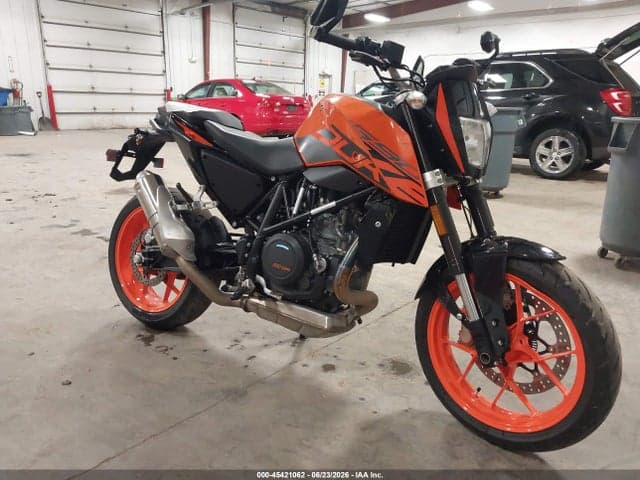 2018 KTM 690 DUKE - 1