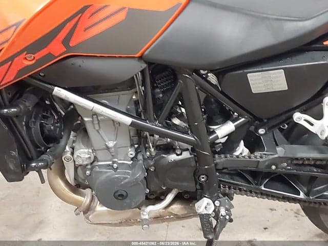 2018 KTM 690 DUKE 9