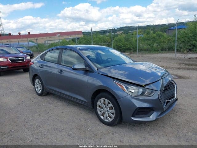 2018 HYUNDAI ACCENT SE 1