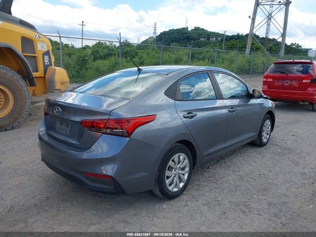 2018 HYUNDAI ACCENT SE 4