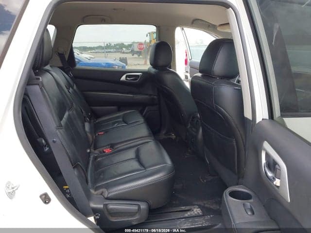 2017 NISSAN PATHFINDER SL 8