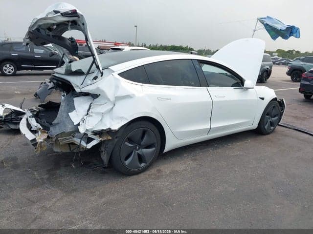 2020 TESLA MODEL 3 4