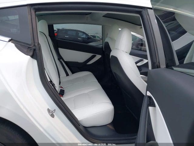 2020 TESLA MODEL 3 8