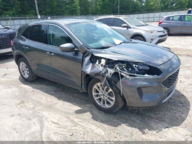 2020 FORD ESCAPE SE - 1
