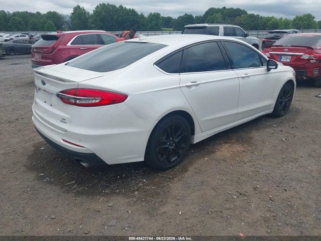 2019 FORD FUSION SE 4